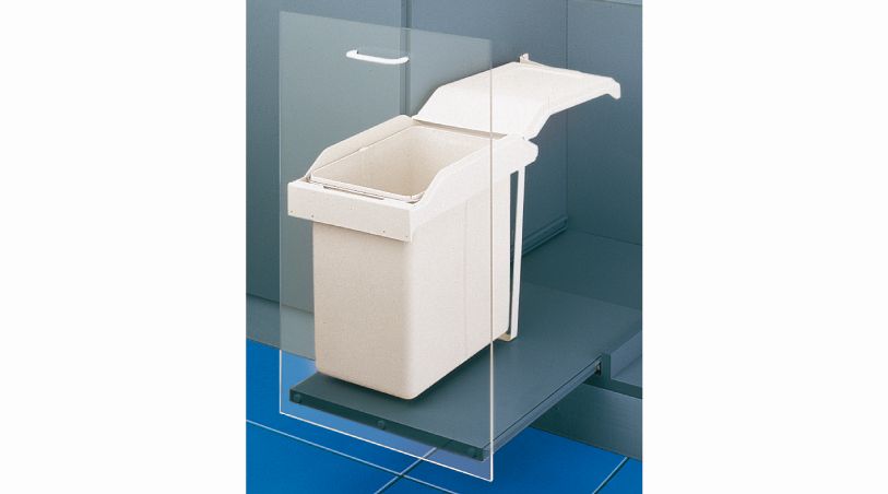 Einbau Abfallsammler Hailo Solo, weiss