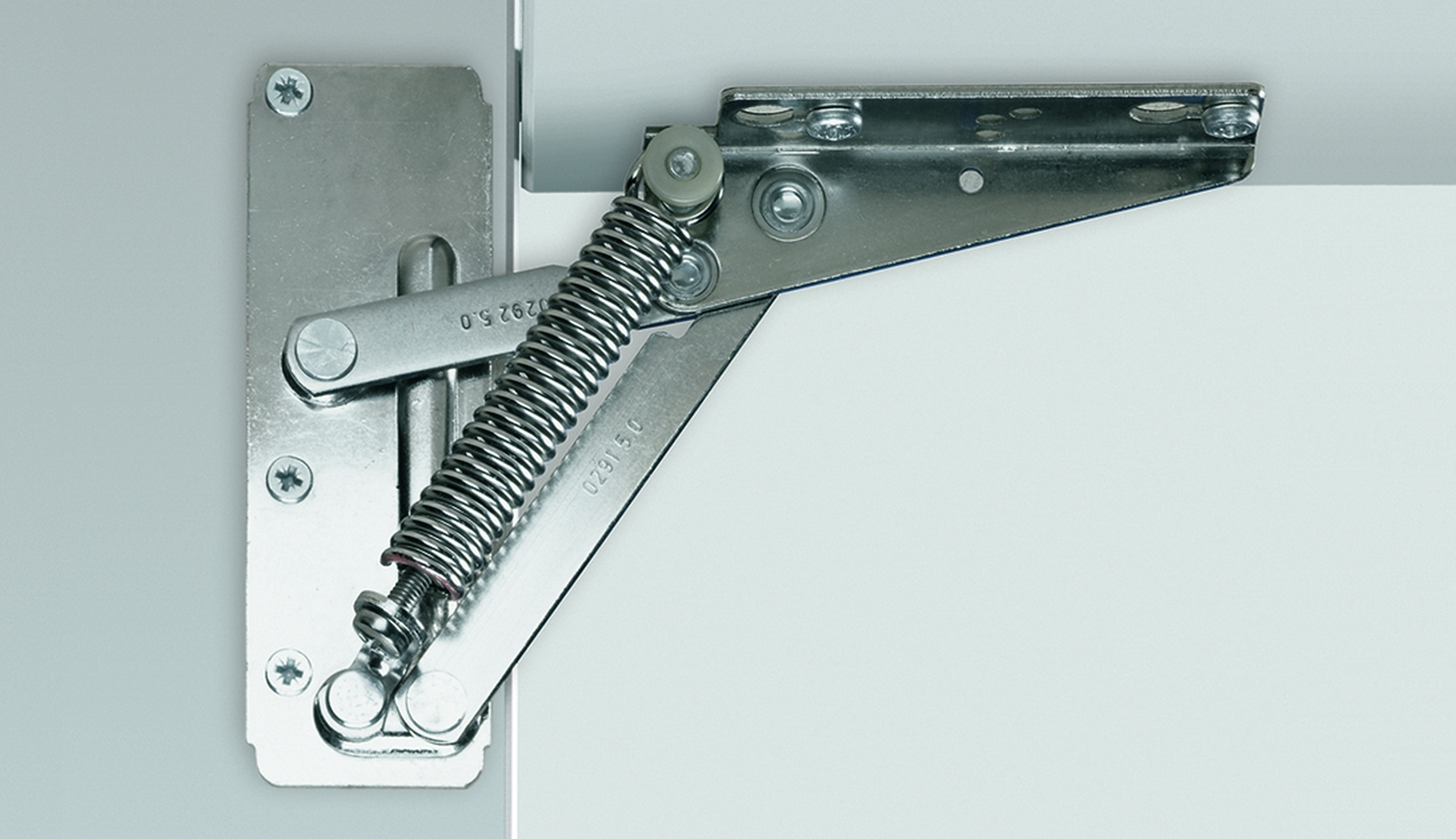 Artikelbild 1 des Artikels Klappenbeschlag Lift 75, vernickelt Klappenbeschlag Lift 75, vernickelt